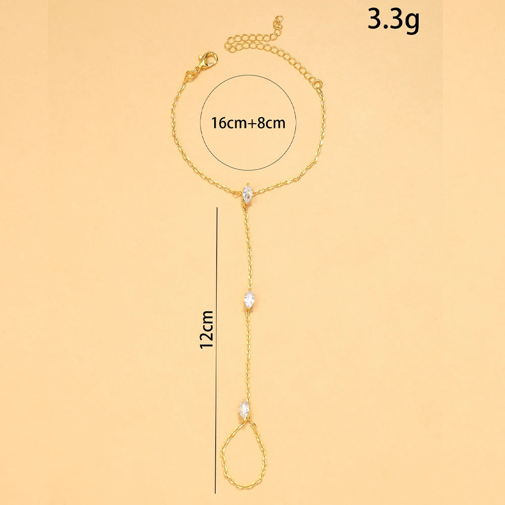 Bracelet Main Bohème Cristal Losange - Chaîne Fine Lumineuse & Élégante