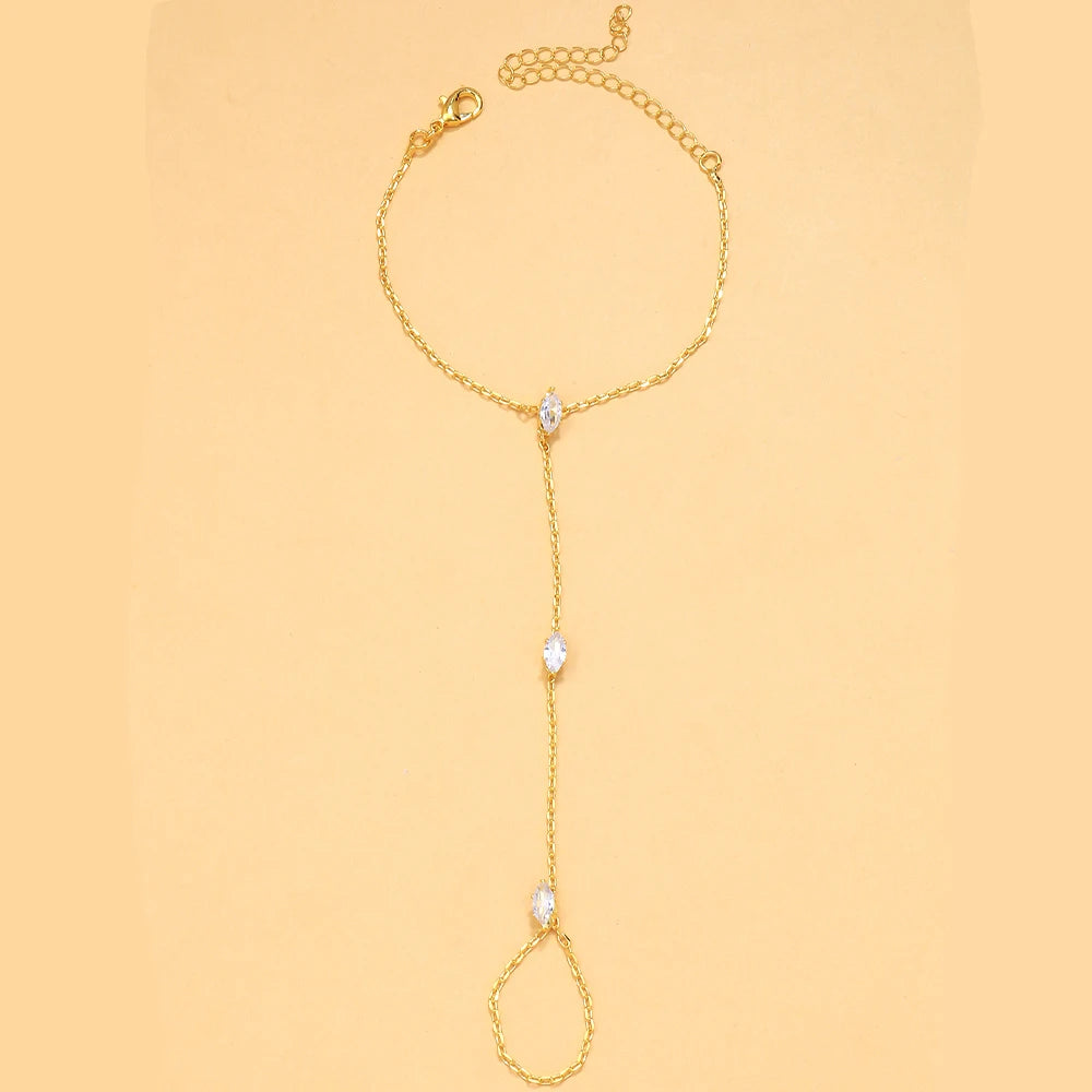 Bracelet Main Bohème Cristal Losange - Chaîne Fine Lumineuse & Élégante